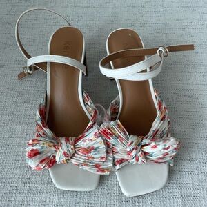 White Block-Heel Shoe